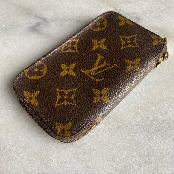 Louis Vuitton Monogram Zip Around Multicles 6 Key Holder - Picture 3 of 16